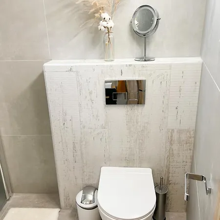 Nadštandardný S Terasou * Tisovec