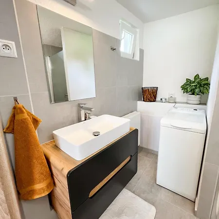 Apartmán Nadštandardný S Terasou Tisovec